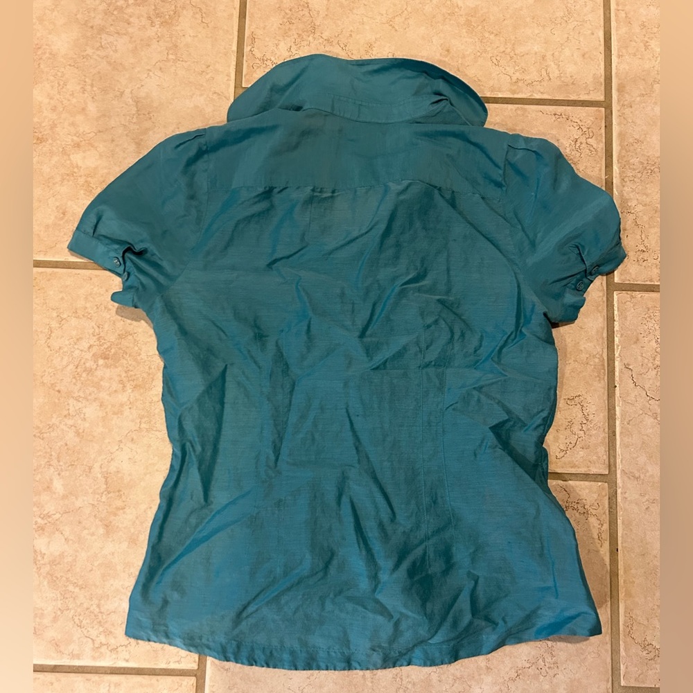 Banana Republic Ruffled Button Down - Picture 2 of 2